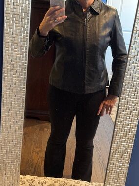 Wilsons Vintage Leather Black Zip-Front Women's Jacket